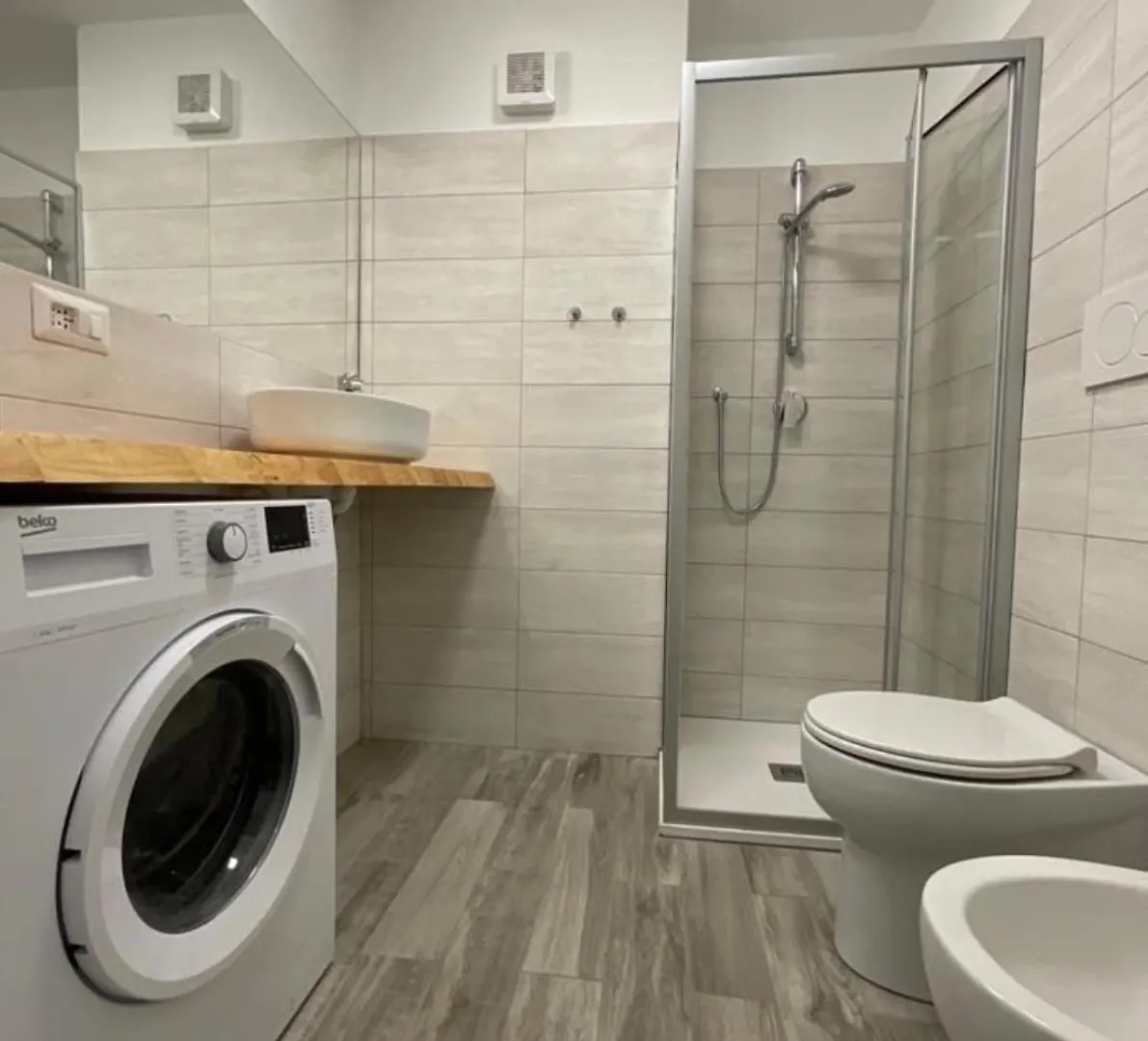 Fantastic Navigli Milan Apartment Italy